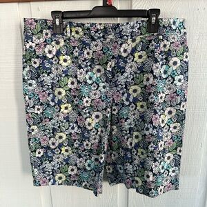 Talbots Floral Perfect Short Bermuda Style Comfy Classic Everyday Wear
